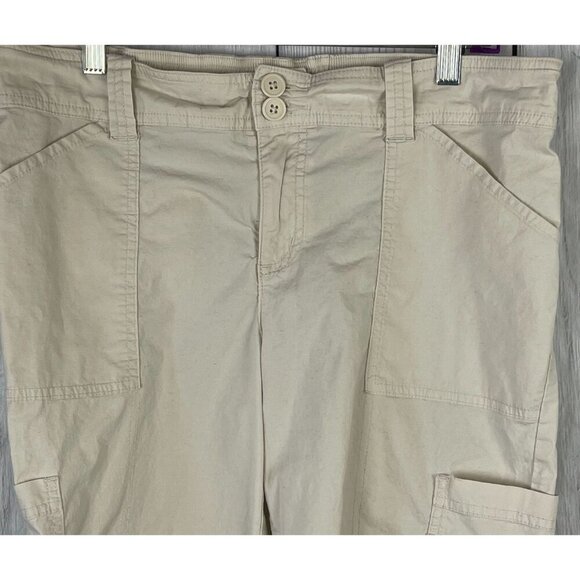 Duo Maternity Small Khaki Cargo Capri Pants with Stretch 6 Pockets - Picture 2 of 5